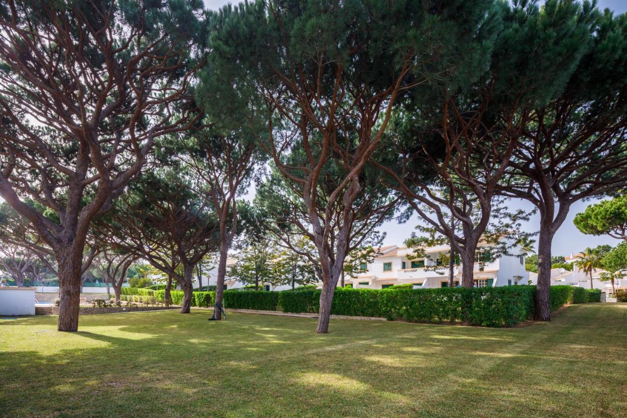 אולוס די אגווה Falesia Beach Villa By The Portuguese Butler מראה חיצוני תמונה