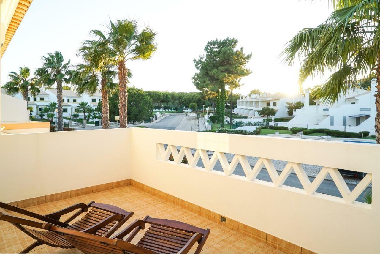 אולוס די אגווה Falesia Beach Villa By The Portuguese Butler מראה חיצוני תמונה