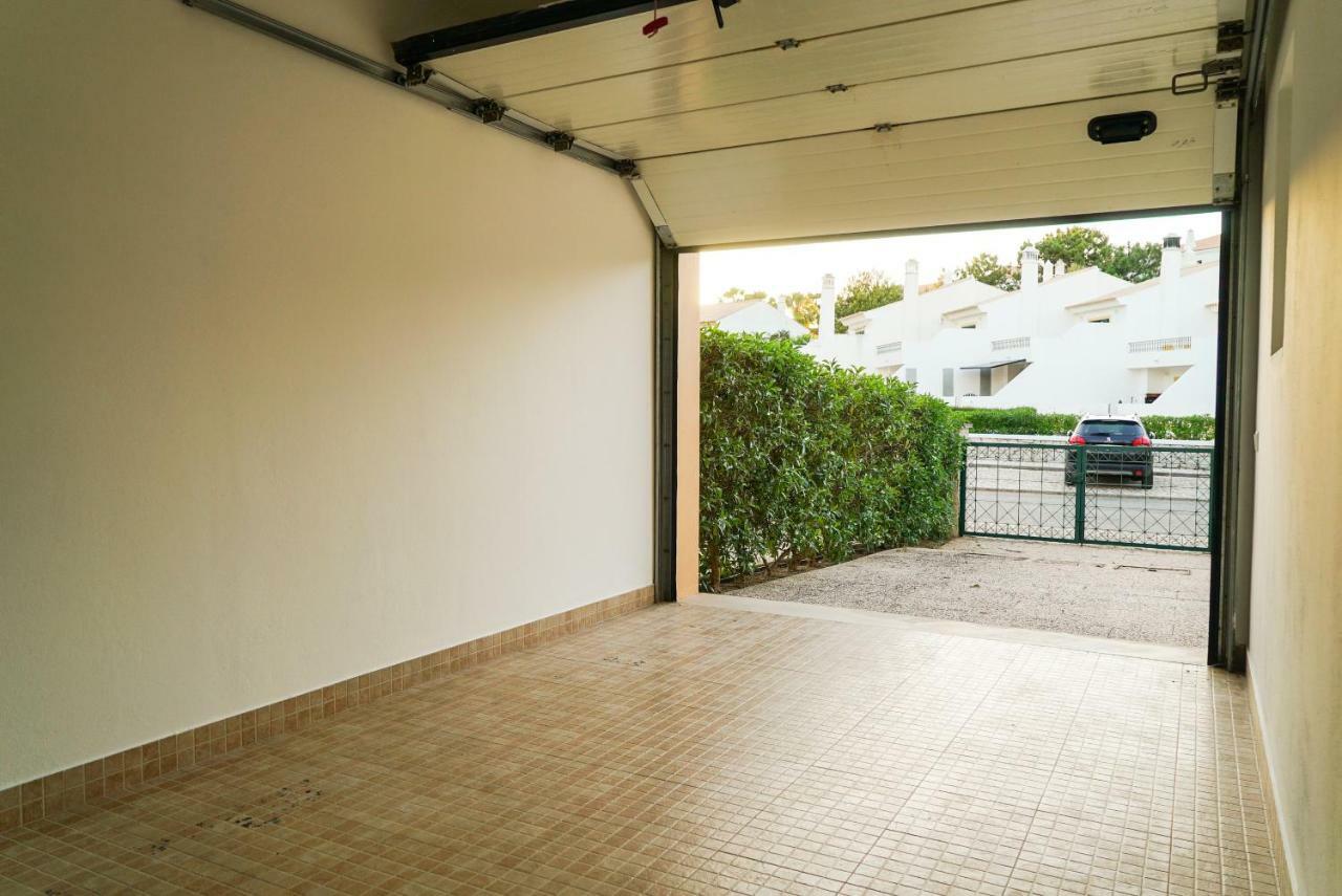 אולוס די אגווה Falesia Beach Villa By The Portuguese Butler מראה חיצוני תמונה